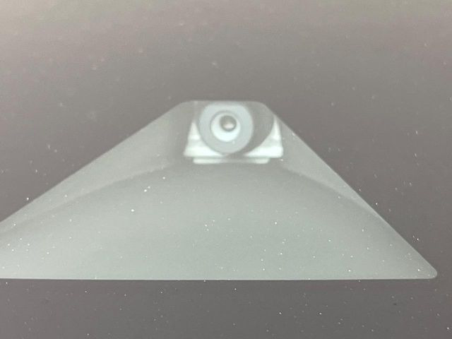 �y�C���e���W�F���g�G�}�[�W�F���V�[�u���[�L�z�t�����g�J�����őO���̎ԗ�����s�҂����m�B�Փ˂������Ȏ��͏Փ˔�Q�y���u���[�L���쓮�A�Փˉ�����T�|�[�g�B�����S�Ƀh���C�u�����y���݂��������܂��B