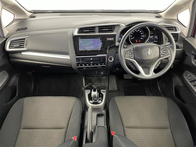 フィット1.5 ハイブリッド F 4WD