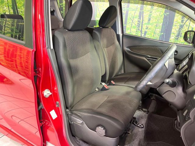 ドライバーによって運転しやすいポジションは異なり、あの車はどうなのか不安なこともありますよね。気になるお車は店頭で乗り込んでご確認いただけます♪