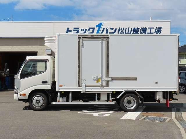 デュトロ冷蔵冷凍車