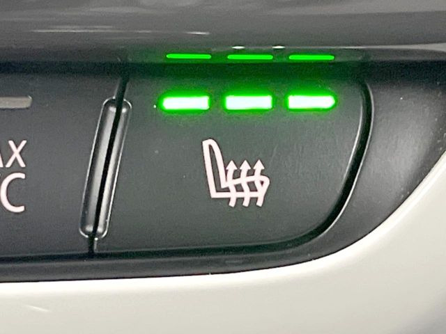 ���t�����g�V�[�g�q�[�e�B���O:�^�]�ȁE����ȋ��ɎO�i�K�Œ��߂��\�ȃV�[�g�q�[�^�[�𑕔����Ă���܂��B�G�߂��킸���K�ɂ��g�p���������܂��B