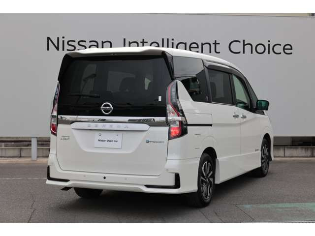 セレナ1.2 e-POWER ハイウェイスターV