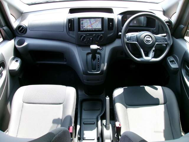 NV200バネットバン1.6 VX