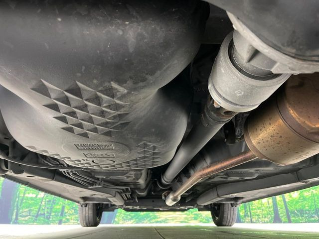 下回りがきれいなうちに、防錆加工の施工がオススメ。降雪地域はもちろん、沿岸部にお住いの方や、趣味でマリン・ウィンタースポーツをされる方にご好評いただいております。