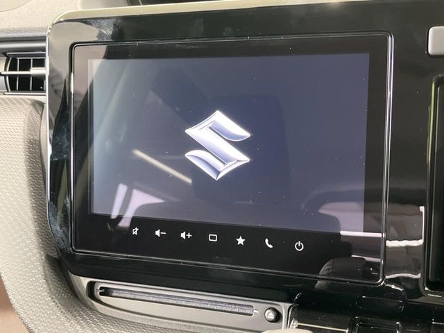 �y���[�J�[����9�^�i�r�z�C���e���A�ɗn�����ރX�^�C���b�V���ȁu��p�݌v�v���[�J�[�i�r�𑕔��􎋔F���⑀�쐫�ȂǊ�{���\�ɂ��D��A���㎿�ȃJ�[���C�t�����y���݂��������܂��B