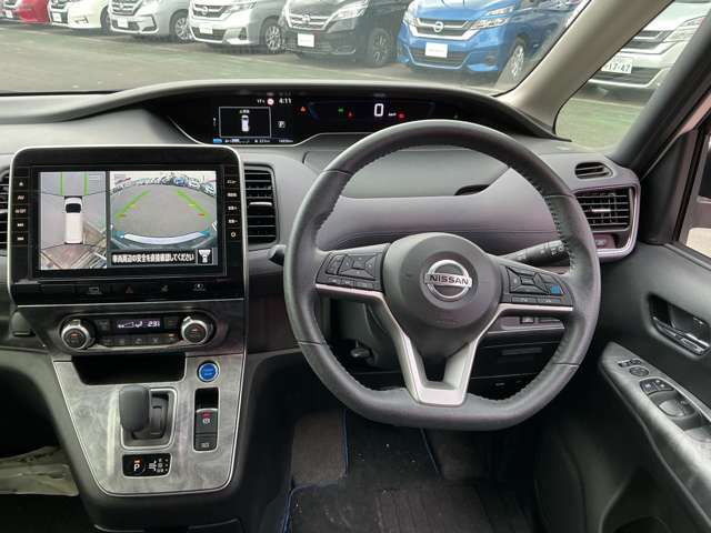 セレナ1.2 e-POWER ハイウェイスターV