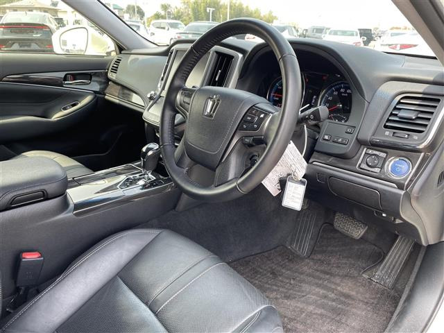 クラウンアスリートハイブリッド 2.5 S