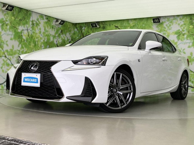 IS200t Fスポーツ