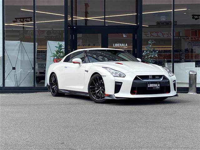 GT-R3.8 ブラックエディション 4WD