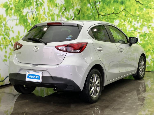 デミオ1.3 13S ノーブル クリムゾン