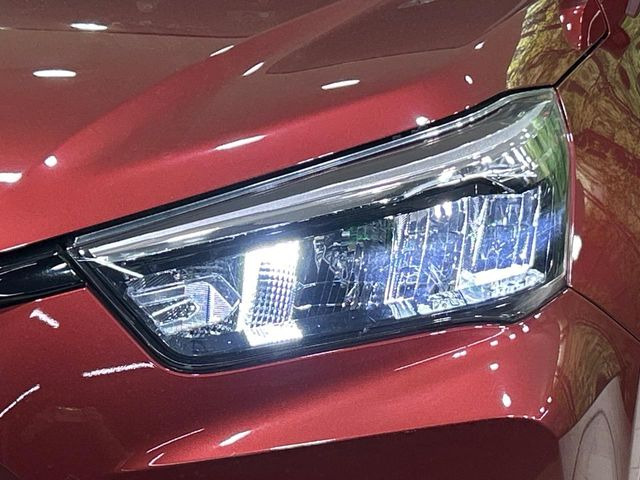 �yLED�w�b�h���C�g�z���V����ԑ��s�����ǍD�Ȏ��E���m�ۂ����S���ĉ^�]�ł��鍂�P�xLED�w�b�h���C�g�𑕔�!�_�����x�������A����d�͂��}�����Ă��܂��B