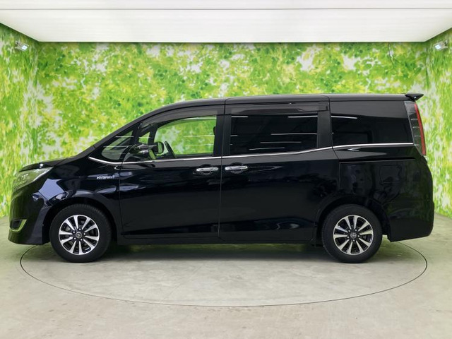 エスクァイアハイブリッド1.8 Gi プレミアムパッケージ