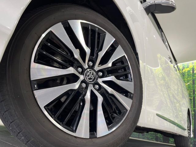 �y����18�C���`�A���~�z�C�[���z�O�ςɃ}�b�`���������A���~�z�C�[���𑕒����Ă���܂��B�e��ЊO�A���~�z�C�[����A�X�^�b�h���X�^�C�����戵�����Ă���܂��B���񂲑��k����������