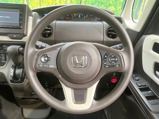 �y�X�e�A�����O�X�C�b�`�z�^�]���A�O������ڐ������炷���ƂȂ��A�I�[�f�B�I���̑��삪�\�ȕ֗��@�\!���S&���K�ȃh���C�u�����o���Ă���܂���