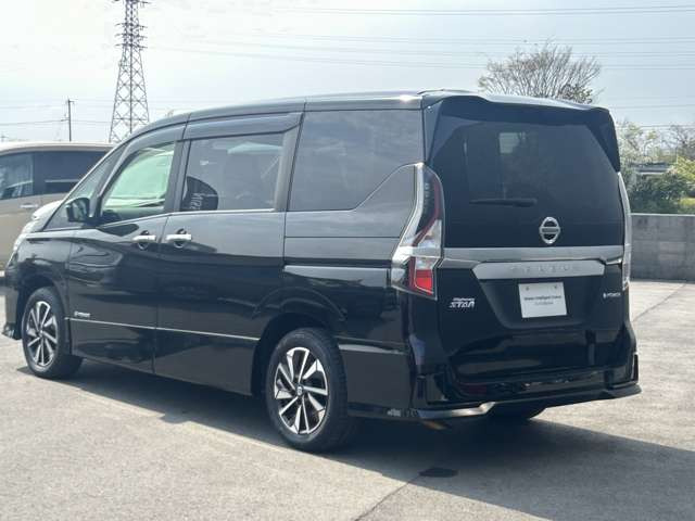 セレナ1.2 e-POWER ハイウェイスターV