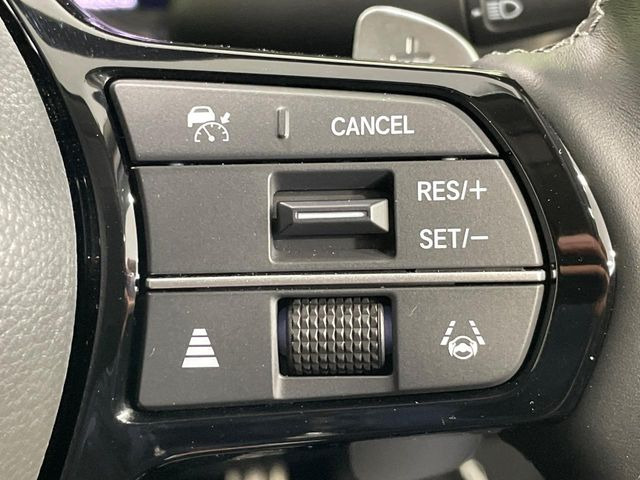 �y�A�_�v�e�B�u�N���[�Y�R���g���[���z�������H�ł̒��������s���y��!!�����ő��x��ۂN���[�Y�R���g���[�����A�Փˌy���V�X�e���ƘA�g���A�O���̎ԗ������m���ĎԊԂ�ۂ悤�ɑ��x���߂��Ă���܂�!!