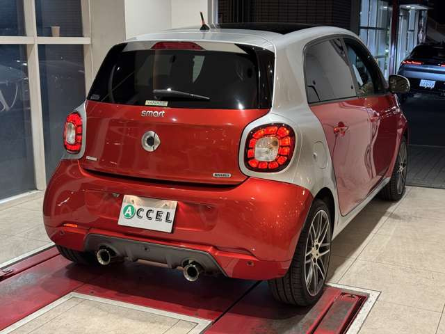 スマートフォーフォーブラバス エクスクルーシブ ツイナミック