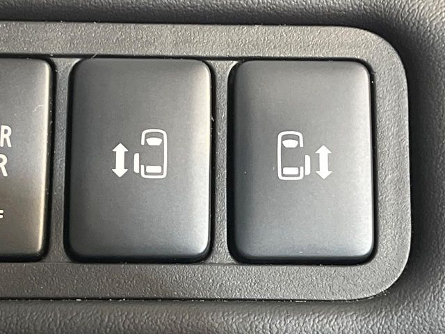 �y�����p���[�X���C�h�h�A�z�X�}�[�g�L�[��^�]�Ȃ̃X�C�b�`�Ō�ȗ����X���C�h�h�A�̊J���\���d��������͂����ăh�A���J����K�v�������A�����Ȃ��q�l�ł��ȒP�ɊJ���߂ł����K�ł���