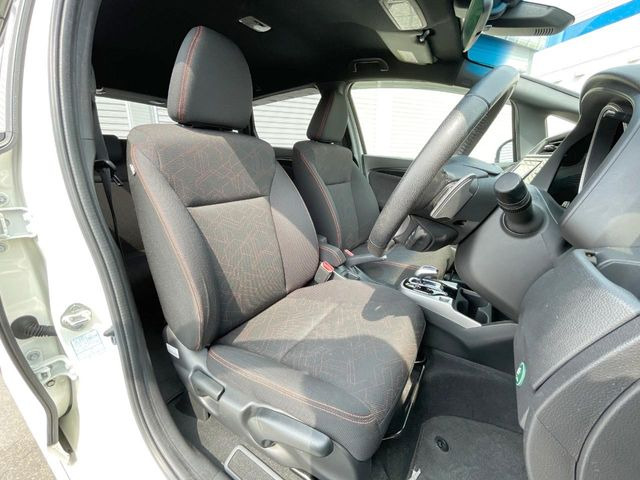 �^�]�ȃV�[�g���͎g�p�������Ȃ��A�ǍD�ȏ�ԂƂȂ��Ă��܂��B���J�Ɏg���Ă������Ƃ��悭�킩��܂��ˁB