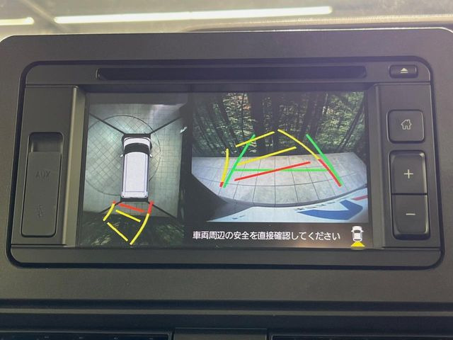 �y�p�m���}���j�^�[�z��p�̃J�����ɂ��A�ォ�猩���낵���悤�Ȏ��_��360�x�N���}�̎��͂��m�F���邱�Ƃ��ł��܂������p�������m�F���₷���A�����ꏊ�ł̐؂�Ԃ��⒓�Ԃ��X���[�Y�ɍs���܂��B