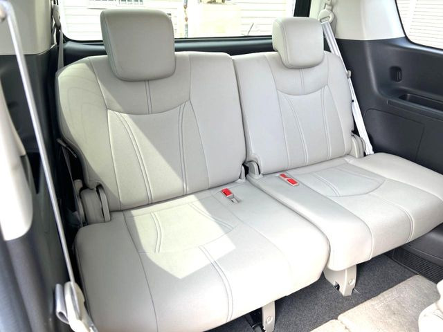 3��ڃV�[�g�͂�������ԗǍD����l�ł��������ƍ����Ē����܂��̂ŁA��l���ł̂��o���������N���N�ł��􂲉Ƒ��ŁA�C�̒m�ꂽ���ԂŁA�h���C�u�ɍs���̂��y���݂ł��ˁ�