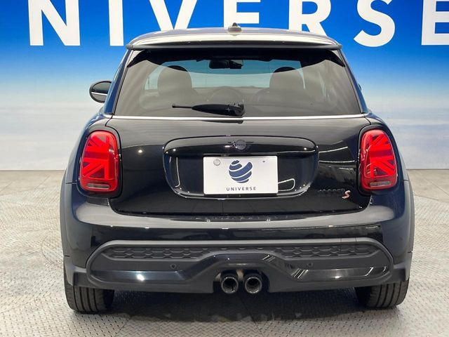 �����X�ł͑�O�ҋ@�ւɂ��ԗ��i���Ӓ�𓱓����A�C�����Ԃ�r���B�Ӓ菑�����s����܂��̂ŁA�ς��ƌ��������ł͕�����Ȃ��ӏ��܂Ŕ[��������ł��������������܂��B���ꕔ�����{�̏ꍇ���������܂��B