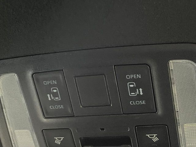 ヴォクシー1.8 ハイブリッド S-Z