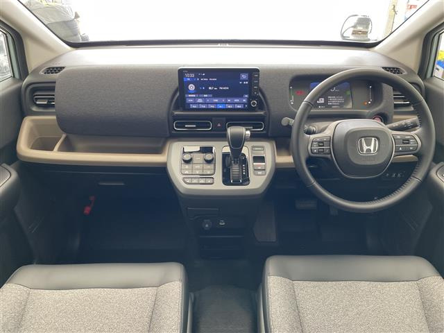 フリード1.5 e:HEV エアー EX