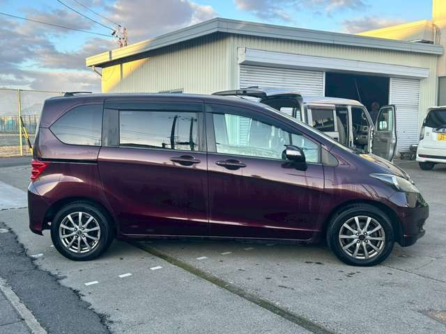 フリード1.5 G ジャストセレクション