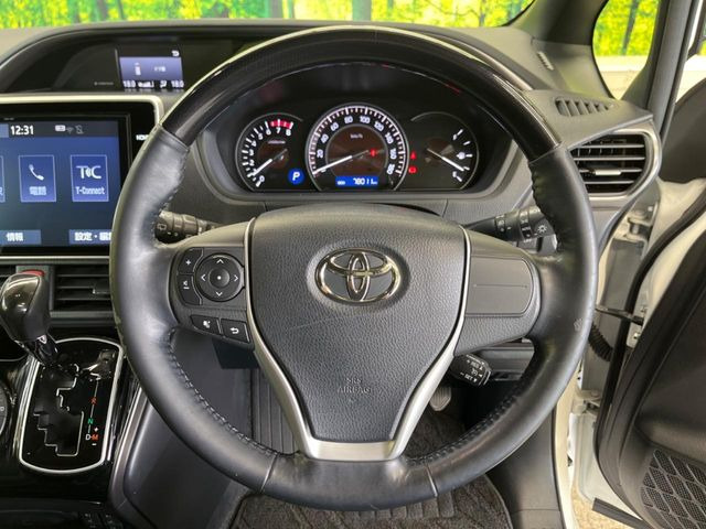 �y�����v�����X�e�A�����O�z�㎿�Ȋv���g�p���邱�ƂŁA��ɂ����������݂ƂĂ��^�]���₷���n���h���ł���