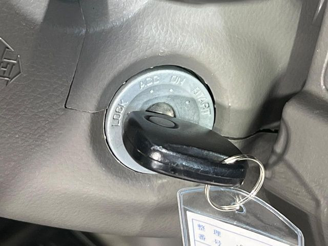 �y�L�[���X�z�������ꂽ�ꏊ����ł��{�^����Ńh�A�̊J���E�{�����ł���̂łƂ��Ă��֗�!�h�A�̌�������ɏ������邱�Ƃ�����܂����