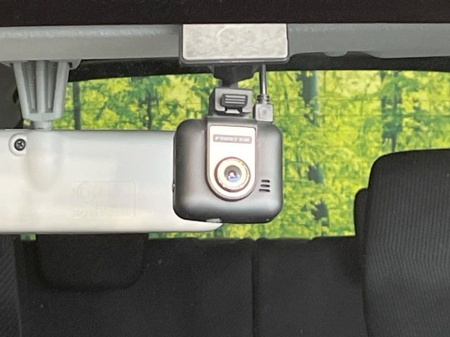 �y�h���C�u���R�[�_�[�z�h���C�u���R�[�_�[����!���s���͂������A������^�]�⎖�̂ɑ��������ہA�f���ŋL�^���A����̃��X�N�ɔ����܂��B���L�^�pSD�J�[�h�͂��q�l�����g�ł��������������K�v������܂��B