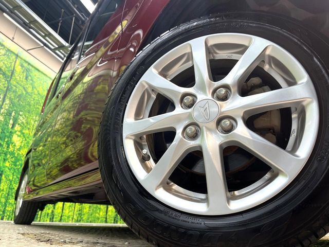 �y����14�C���`�A���~�z�C�[���z�O�ςɃ}�b�`���������A���~�z�C�[���𑕒����Ă���܂��B�e��ЊO�A���~�z�C�[����A�X�^�b�h���X�^�C�����戵�����Ă���܂��B���񂲑��k����������