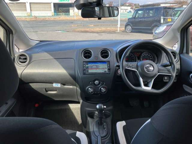 ノート1.2 X FOUR 4WD