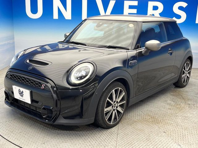 �������t�т̕ۏ؂̑��A���S�̍Œ�3�N�E���s�������ۏ�(�L��)�����p�ӁB�A���Ԃ����S���Ă��y���݂���������l�A�ۏؓ��e���[���͂������A�����_��&�I�C�������⃍�[�h�T�[�r�X���t�т��Ă���܂��B