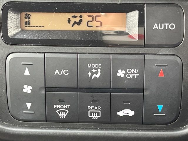 �y�I�[�g�G�A�R���z��x���D�݂̉��x�ɐݒ肷��΁A�ԓ��̉��x�����m�����ʂ≷�x�������Œ����B����&hellip;����&hellip;�Ɖ��x���X�C�b�`���������K�v�͂���܂���B���K�Ȏԓ���Ԃɂ͕K�{�̋@�\�ł��ˁ�