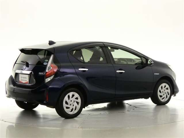 アクア1.5 S スタイルブラック