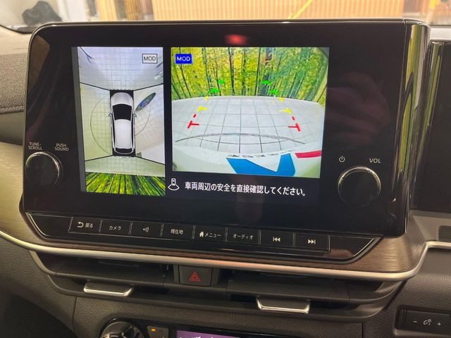 �y�A���E���h�r���[���j�^�[�z��p�̃J�����ɂ��A�ォ�猩���낵���悤�Ȏ��_��360�x�N���}�̎��͂��m�F���邱�Ƃ��ł��܂������p�������m�F���₷���A�����ꏊ�ł̐؂�Ԃ��⒓�Ԃ��X���[�Y�ɍs���܂��B