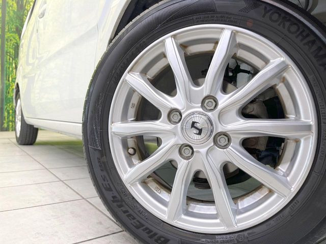 �y14�C���`�A���~�z�C�[���z�O�ςɃ}�b�`�����A���~�z�C�[���𑕒����Ă���܂��B�e��A���~�z�C�[����A�X�^�b�h���X�^�C�����戵�����Ă���܂��B���񂲑��k����������