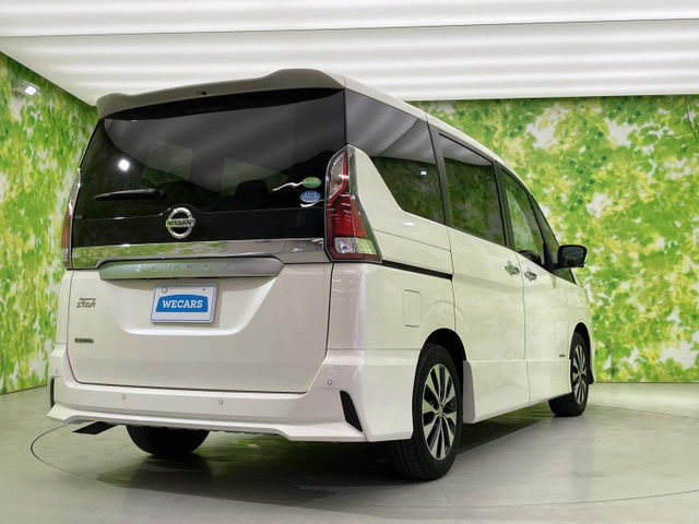 セレナ2.0 ハイウェイスター VセレクションII