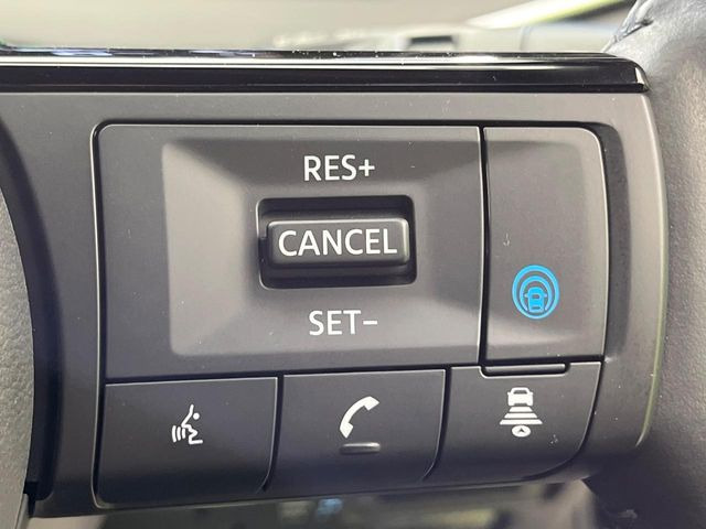 �y�v���p�C���b�g�z�������H�ł̒��������s���y��!!�a�؎��Ə��񑖍s�̃V�[���ŁA�A�N�Z���E�u���[�L�E�X�e�A�����O�������Ő��䂵�A�������^�]�̕��S���y�����Ă���܂���