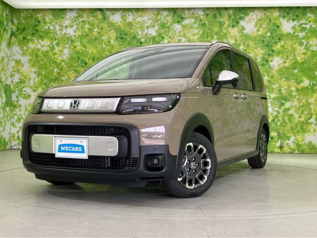 フリード1.5 ハイブリッド クロスター