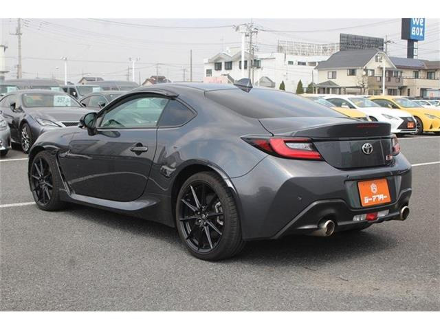 ���Ǝҗl�ւ̔̔��͂��f�肳���Ă��������܂��B�Ԍ������ԗ��̏ꍇ�́A�Ԍ����擾�������x�������z�ŕ\�����Ă���܂��B