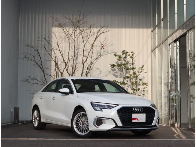 A3セダン30 TFSI アドバンスド