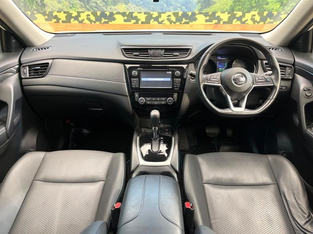 エクストレイル2.0 20Xi ハイブリッド