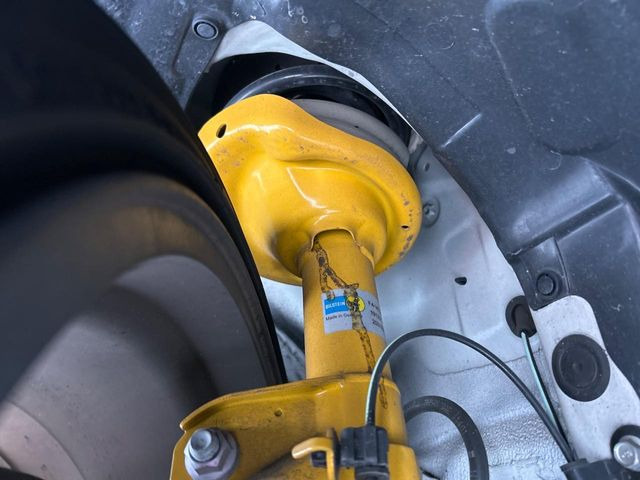 �y�r���V���^�C�����_���p�[�z�������s���̎ԗ����萫�����コ���Ă����l�C�̑����B�X���̏��S�n���]���ɂ����A�X�|�[�e�B�ȑ��s�����y���݂��������܂���