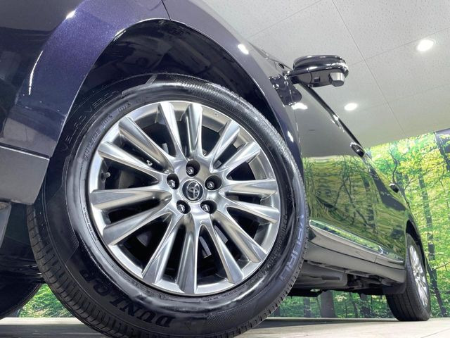 �y����18�C���`�A���~�z�C�[���z�O�ςɃ}�b�`���������A���~�z�C�[���𑕒����Ă���܂��B�e��ЊO�A���~�z�C�[����A�X�^�b�h���X�^�C�����戵�����Ă���܂��B���񂲑��k����������