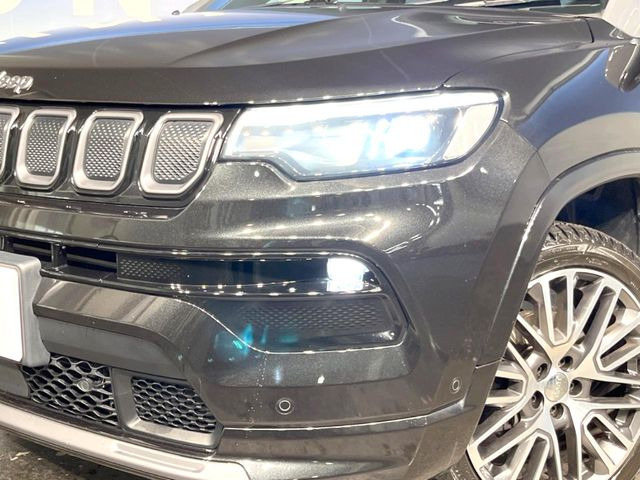 ��LED�w�b�h���C�g:��ԑ��s�����ǍD�Ȏ��E���m�ۂ����S���ĉ^�]�ł��鍂�P�xLED�w�b�h���C�g�𑕔�!�_�����x�������A����d�͂��}�����Ă��܂��B