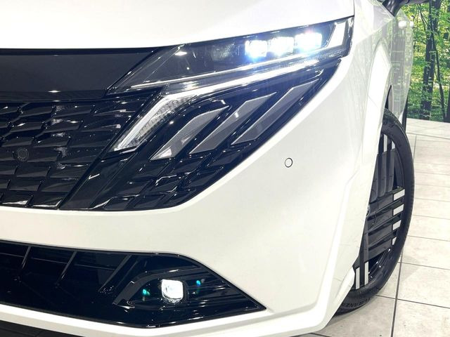 �yLED�w�b�h���C�g�z���V����ԑ��s�����ǍD�Ȏ��E���m�ۂ����S���ĉ^�]�ł��鍂�P�xLED�w�b�h���C�g�𑕔�!�_�����x�������A����d�͂��}�����Ă��܂��B