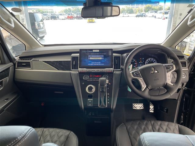 デリカD:52.2 ブラック エディション 4WD